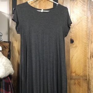 Grey T-shirt Dress with pockets!